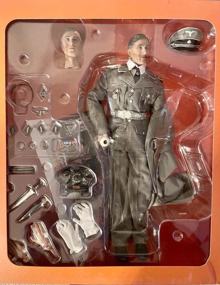 Экшн-фигурка DID Christoph Waltz Hans Landa 1/6 German SS Inglourious Basterds - Изображение 2 из 4