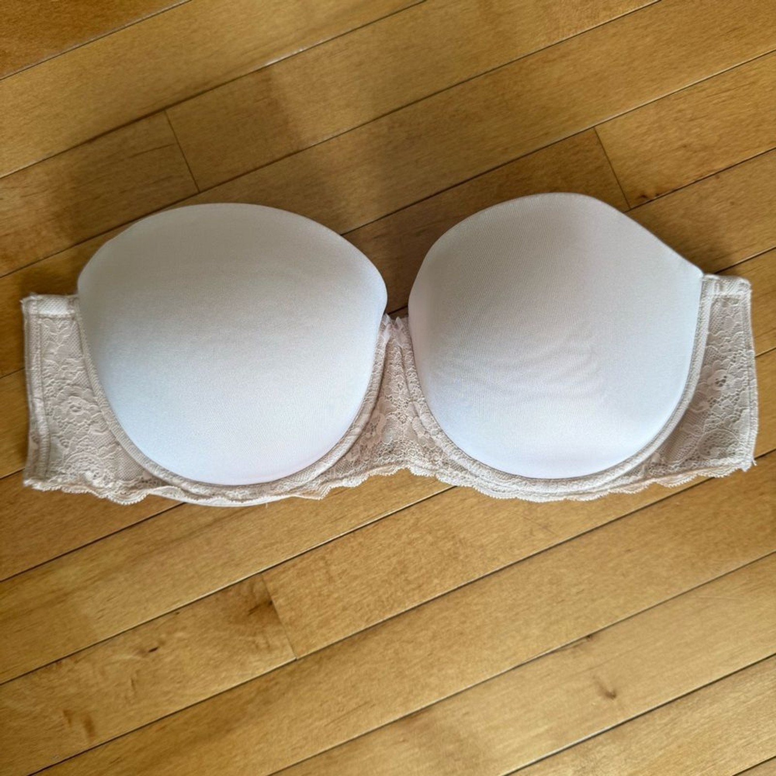 TORRID 42D BOMBSHELL Underwire Strapless Bra - image 1