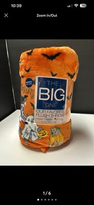 The Big One Oversized Plush Throw Blanket