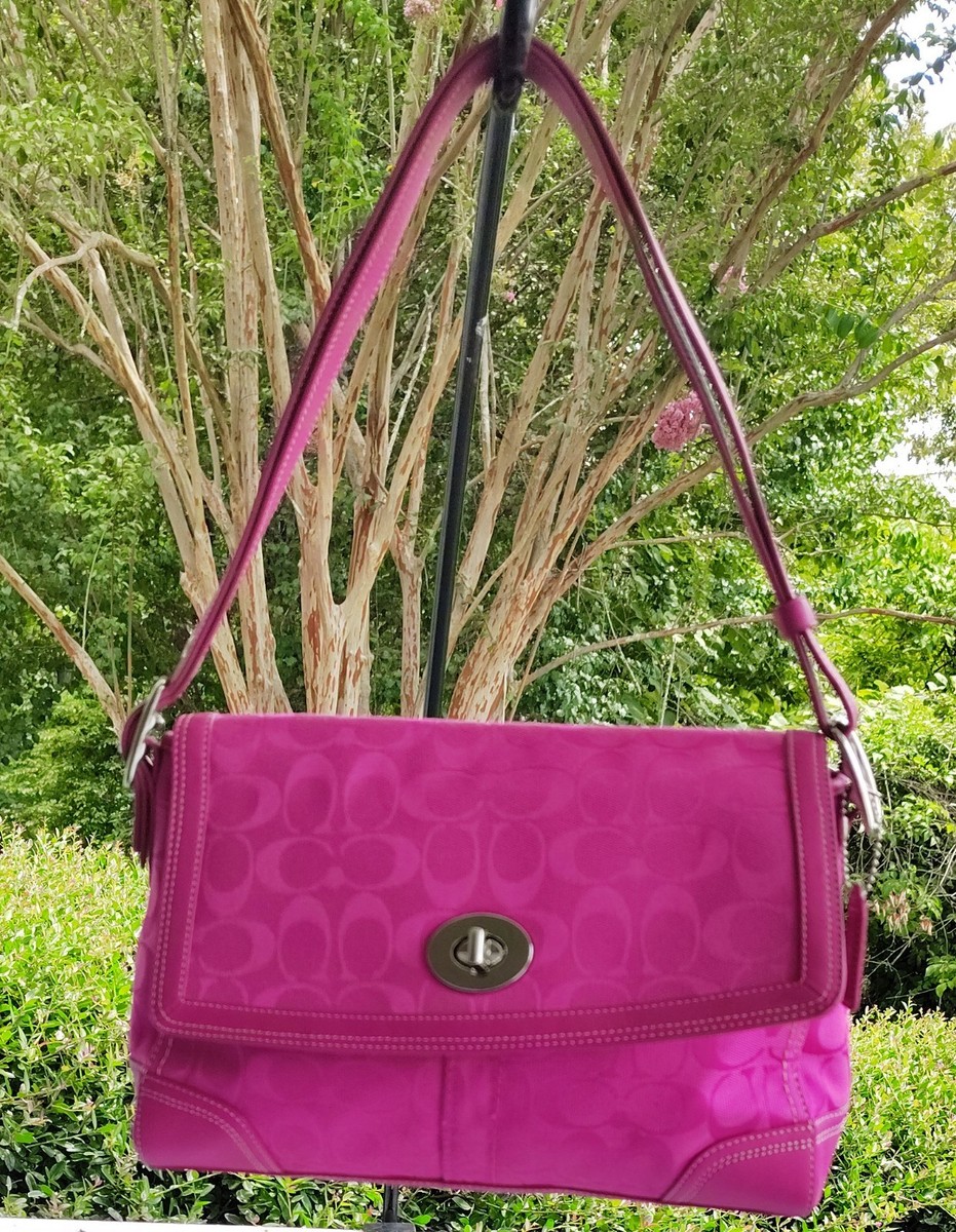 Coach F13972 MEDIUM Vintage Y2K Soho Magenta Pink Signature C