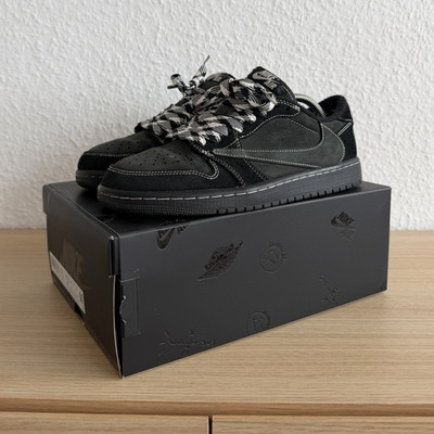 Nike Air Jordan 1 Low x Travis Scott  Black Phantom  EU 42