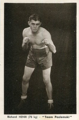 Boxkarte Boxer Richard HENRI vom Team Poziemski Foto Hauchard de Lens