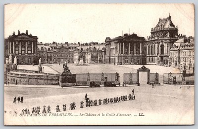 Vintage Palais de Versailles Postcard by Lévy Fils & Cie Paris A325