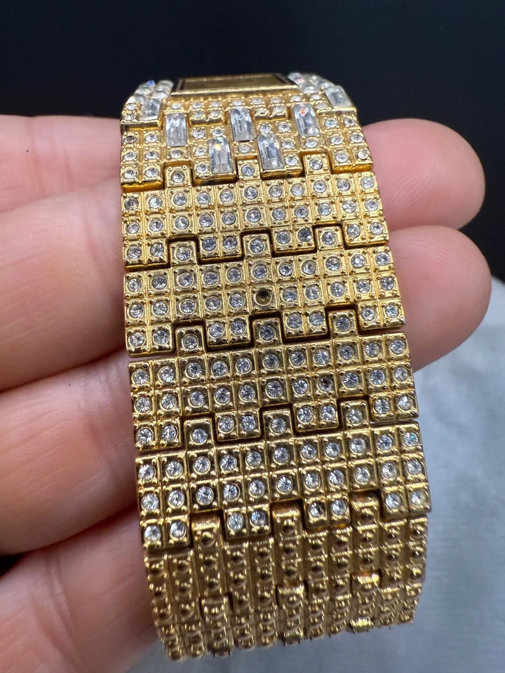 Reloj Suzanne Somers Vintage Estrás Brillante Tono Dorado NECESITA BATERÍA Foto 3 de 4