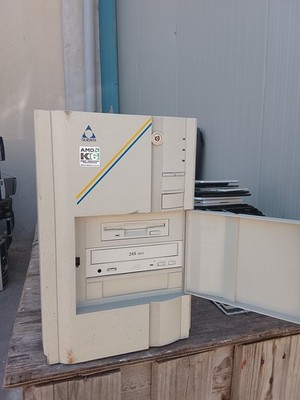 VINTAGE RETRO PC CPU AMD in sehr gutem Zustand 