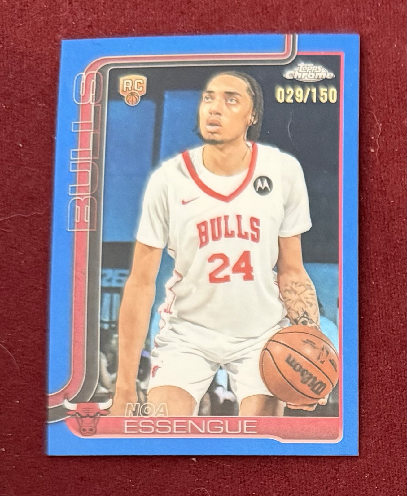 2025/26 Topps Chrome Noa Essengue Blue Refractor 28/150 #262 RC Rookie Bulls