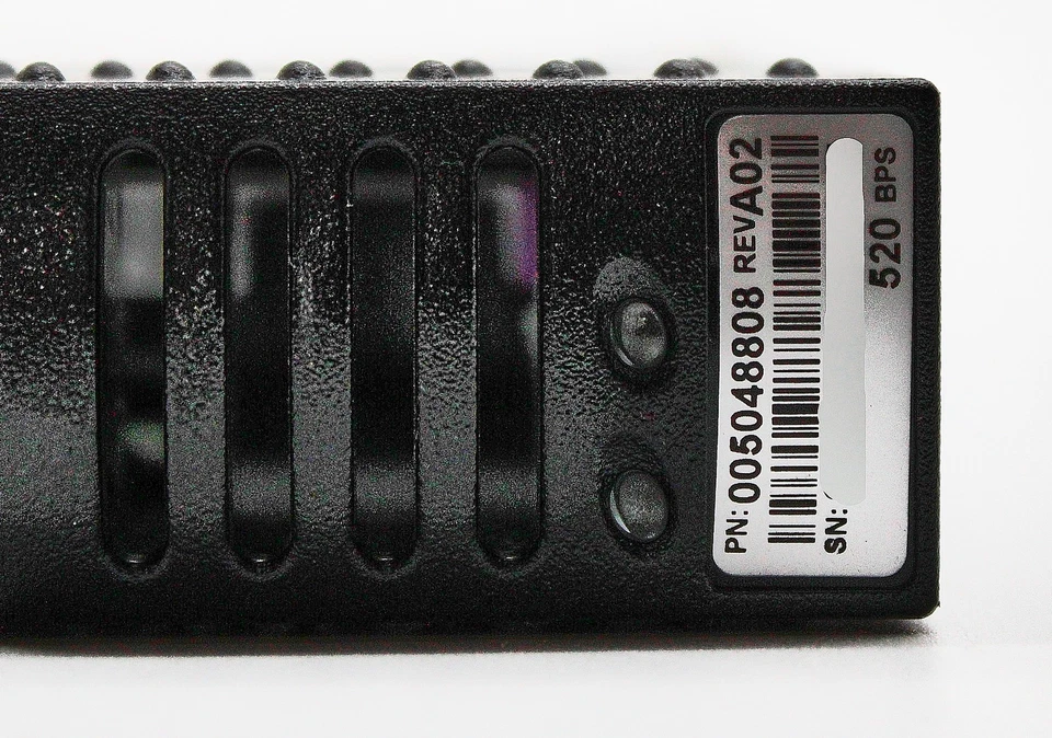 EMC 005048808 300GB 10K FC 3.5 2G HDD CX4 - Image 2 of 4