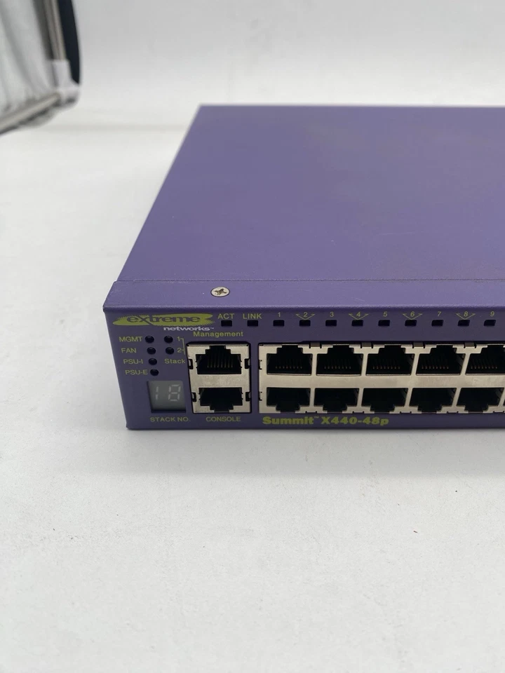 Extreme Networks Summit X440-48p 48 Port Gigabit Ethernet Switch (16506) - Image 4 of 4