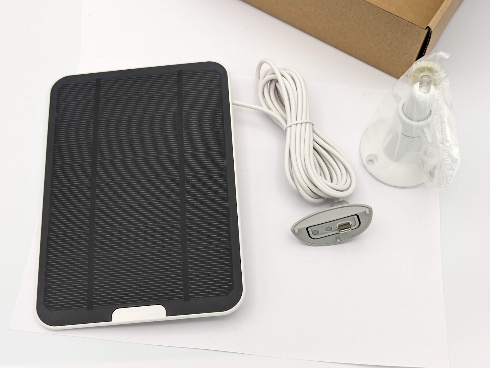 For Soliom B06 B06C Solar PANEL WITH MOUNT, PLUG, WIRE, IP66 Waterproof NEW!
