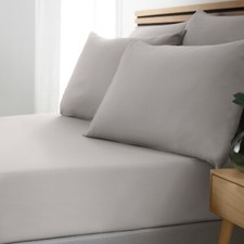 Image of Catherine Lansfield So Soft Easy Iron Single Double Super/King Fitted Sheet