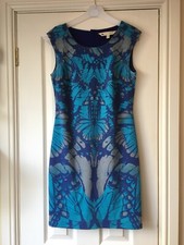 Yumi blue butterfly wing pattern bodycon stretchy lined short dress - UK 8. Zip