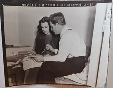 Original Nov 1938 Photo Spencer Tracy & Hedy Lamarr In Dressing Room RRP 712