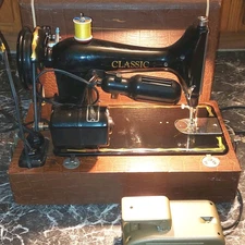 VTG LOS ANGELES DeLuxe Sewing Machine B5358200A Coronet Model 20 Motor *REPAIR*