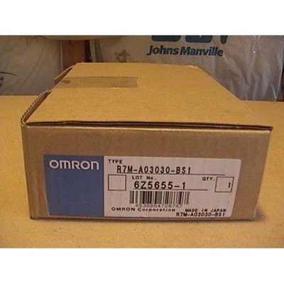 1pcs   servo motor  R7M-A03030-BS1 new in box ship by DHL or EMS #vn