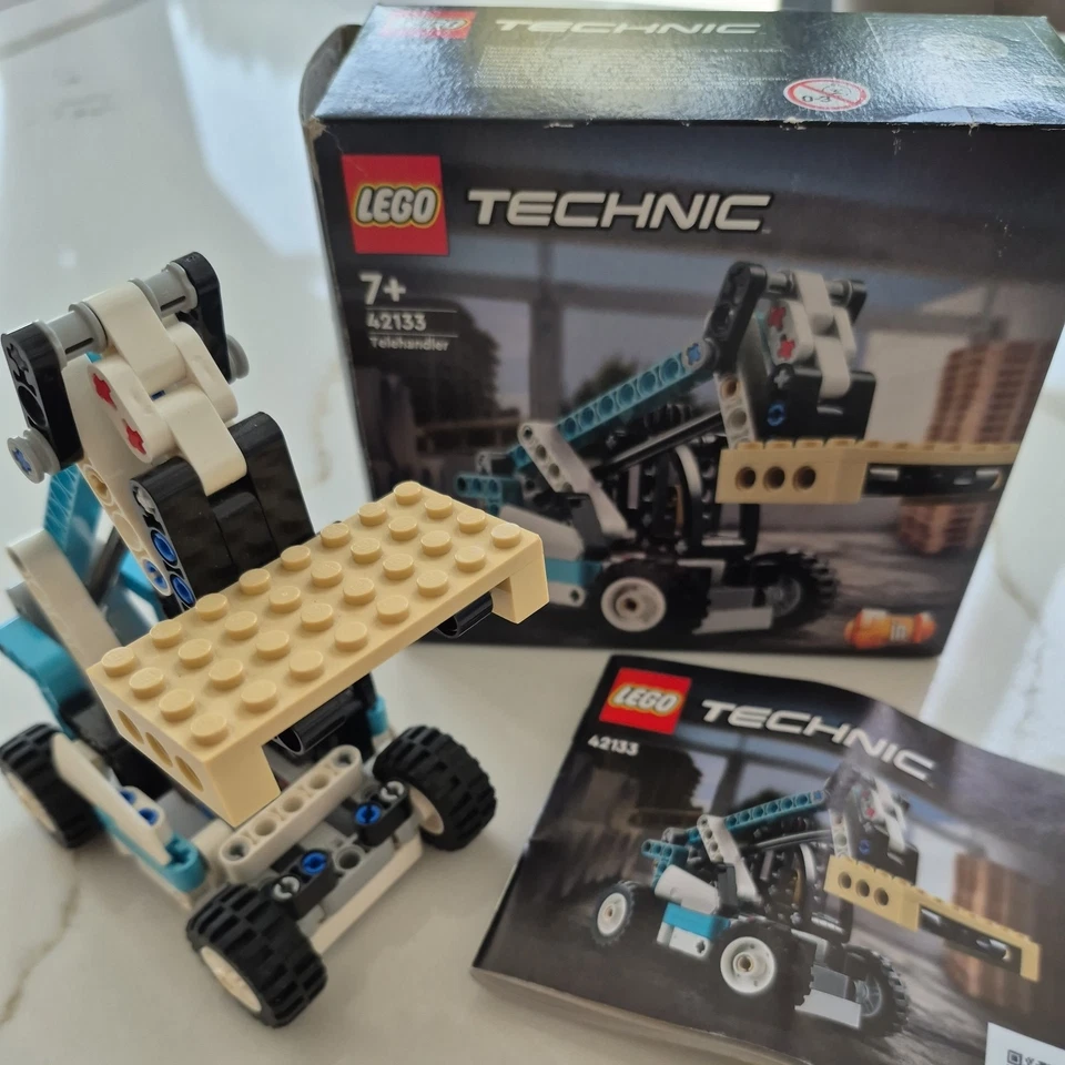 LEGO Technic 42133 Telehandler, photo 1 of 3