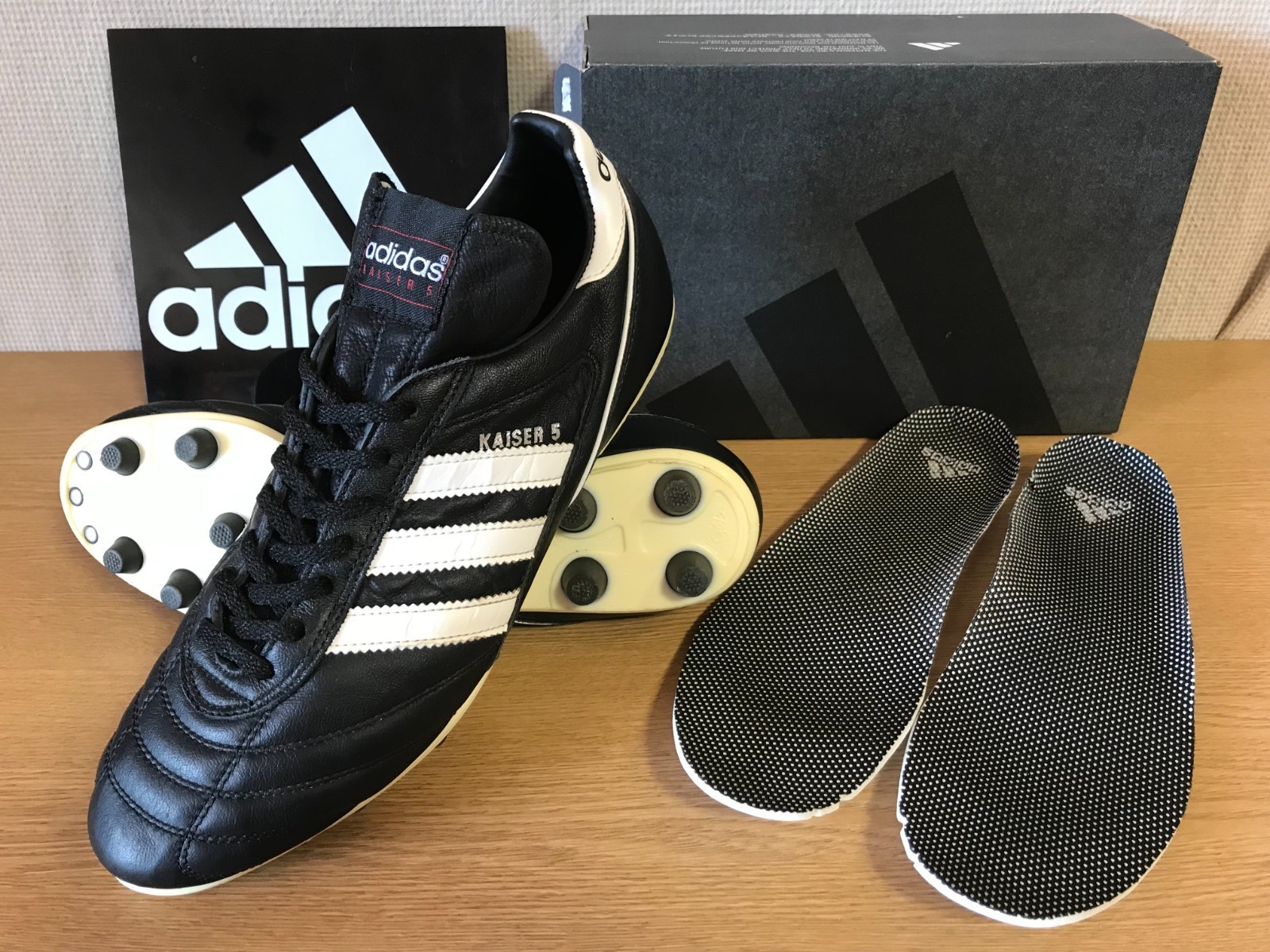 Adidas "KAISER5" HECHO EN ALEMANIA US10/28.0cm / UK9.5 CASI COMO NUEVO