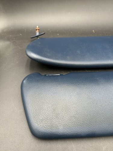 1973-1980 Mercedes W116 300SD OEM Left Blue Sun Visor 1168101310 - Picture 2 of 8