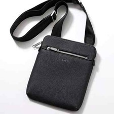 HUGO BOSS Morval_S All Leather Zip Env_O Bag 50517985 Black
