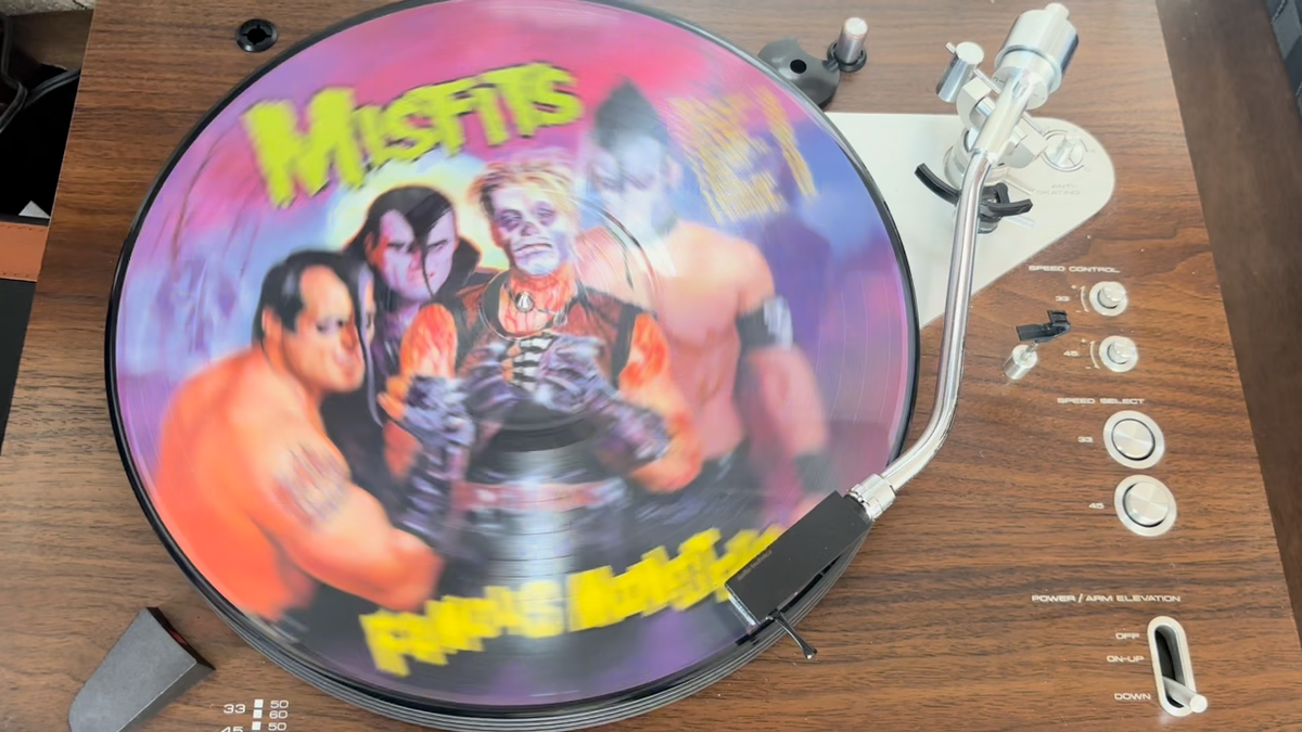 Misfits Famous Monsters LP Picture Disc 1999 Roadrunner Misfits Famous Monsters LP Picture Disc 1999 Roadrunner