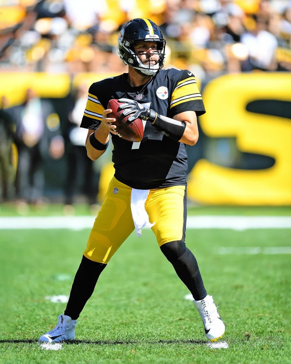 Ben Roethlisberger #7 Pittsburgh Steelers NFL 8