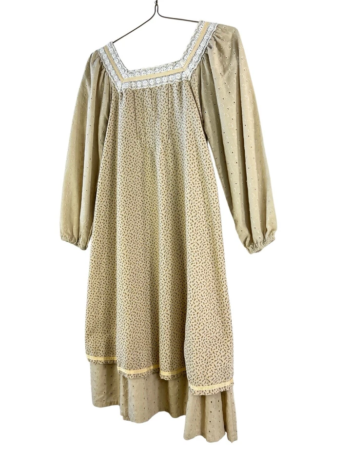 Maxi Vestido Floral Pradera Victoriano Estilo Gunne Sax Años 70 De Colección Foto 3 de 4