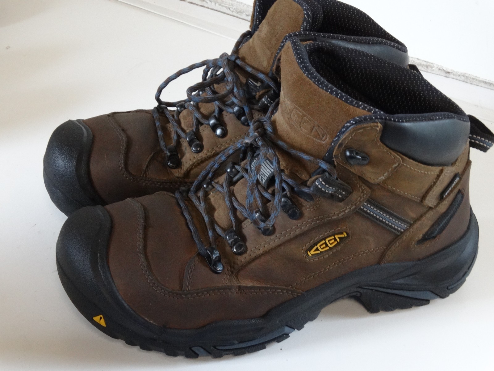 Stivali da lavoro NUOVI KEEN Utility da uomo taglia 8 5 EE Braddock punta in acciaio WP 1012771 USA