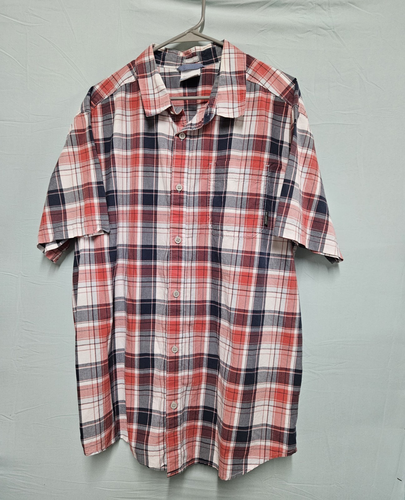 Columbia Men's XL Short Sleeve Button Up Plaid Shirt