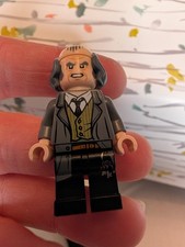 LEGO Argus Filch minifigure from Harry Potter series