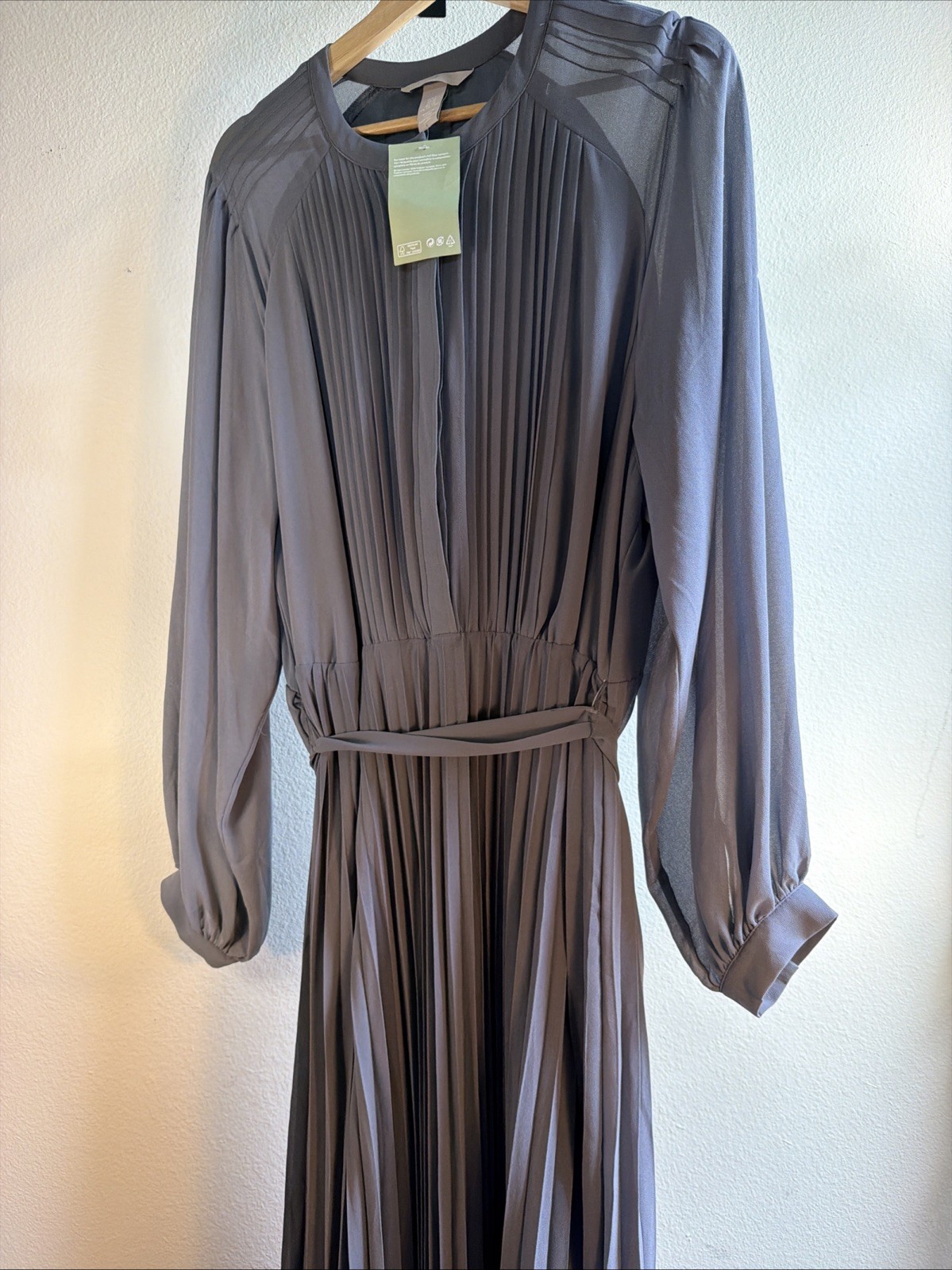 NWT H&M Grey Blue Pleated Long Sleeve Chiffon Dress Size XL image 8