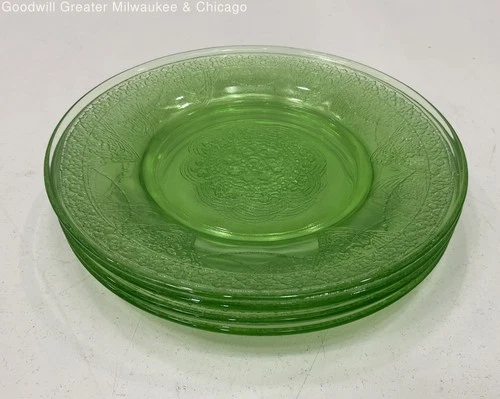 Set Of Four Federal Glass Georgian Lovebirds Green Depression Glass Plates