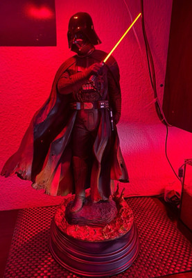 STAR WARS - DARTH VADER STATUE MIT LICHTSCHWERT Sideshow Mythos