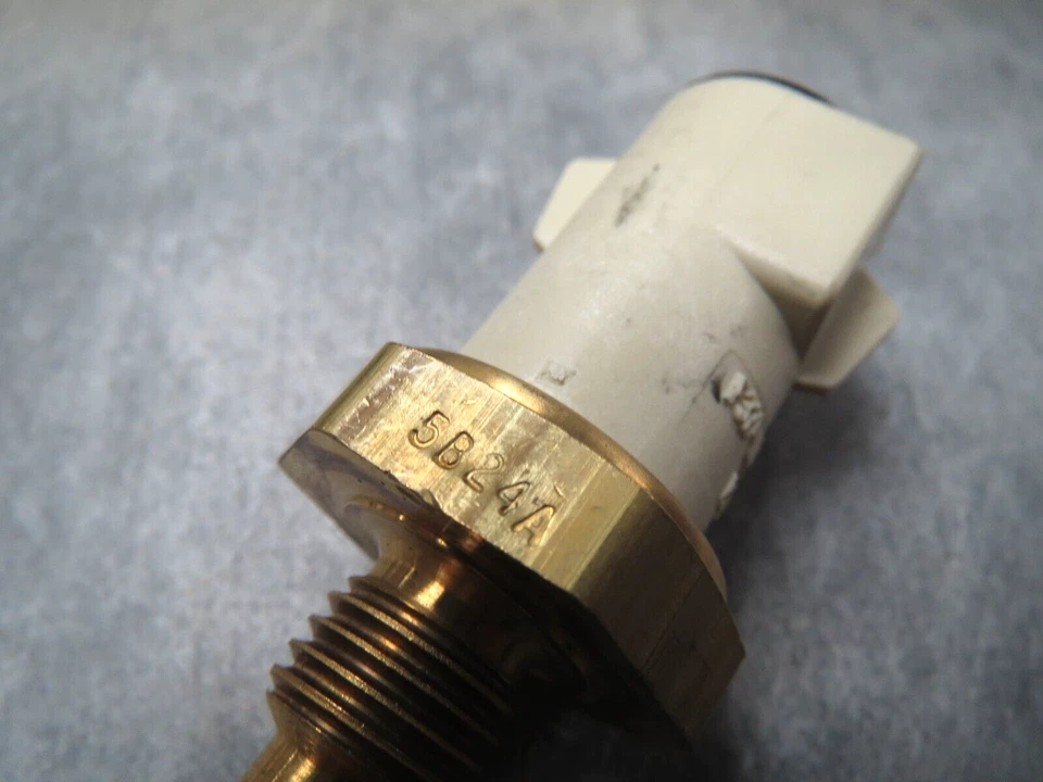 Engine Coolant Temperature Sensor for 1993-1997 Ford Probe 2.0L - Made in Japan - Image 4 of 4