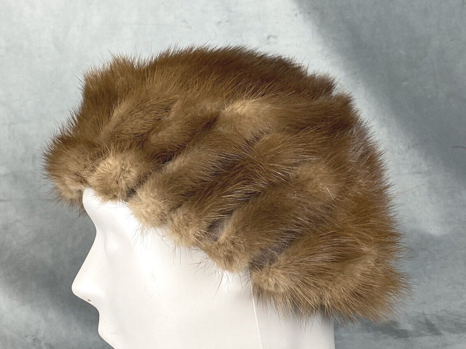 Vintage Conrad & Chandler Mink Hat ~ C.1960 Unusu… - image 2