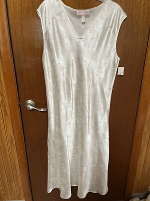 oscar midi dress white Oscar de la Renta Midi White Dress Large Excellent Quality Feminine NWTAGS