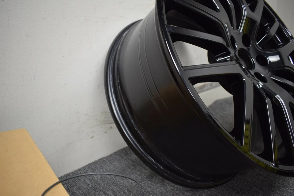 Llanta Maserati 9Jx21 OEM de fábrica Foto 3 de 4