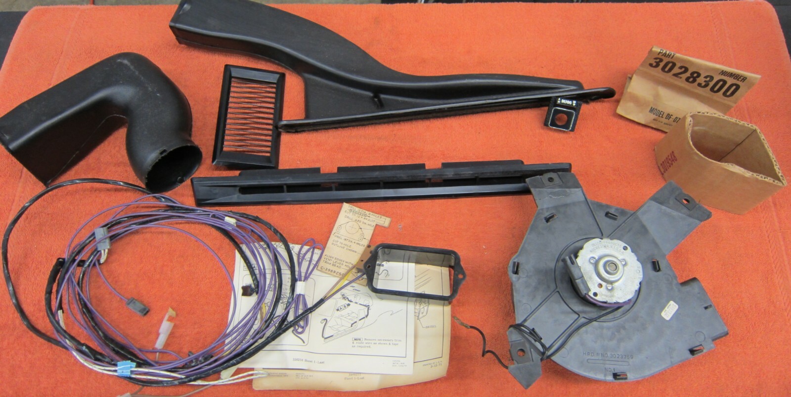 NOS 1973 CHEVROLET CAPRICE CUSTOM COUPE GM ACCESSORY REAR WINDOW