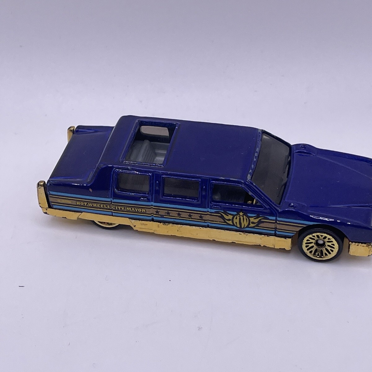 Vintage 1990 Hot Wheels - Blue Limousine “City Mayor” w/ Gold Trim