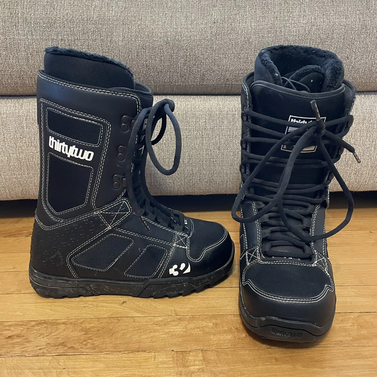 Lace up cheap snowboard boots