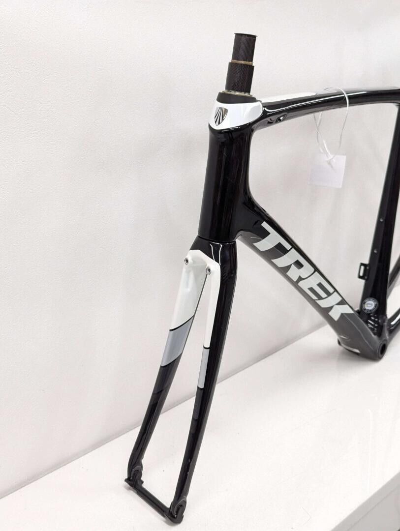 Trek Domane SL 58cm 2017 Model Carbon Frameset FR241121Y Trek Domane SL 58cm 2017 Model Carbon Frameset FR241121Y