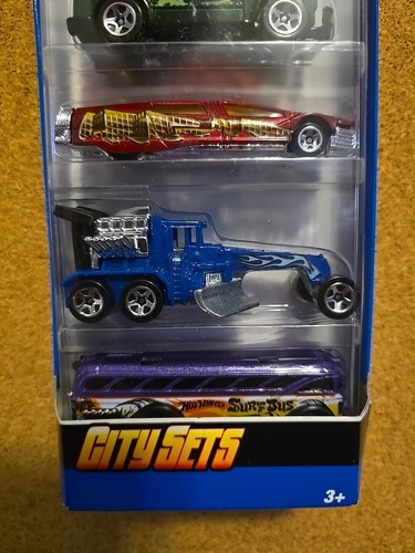 Hot Wheels City Sets Urban Vehicle 5-Pack 2006 L8246 Limo Bus Bulldozer Diecast - Picture 4 of 7