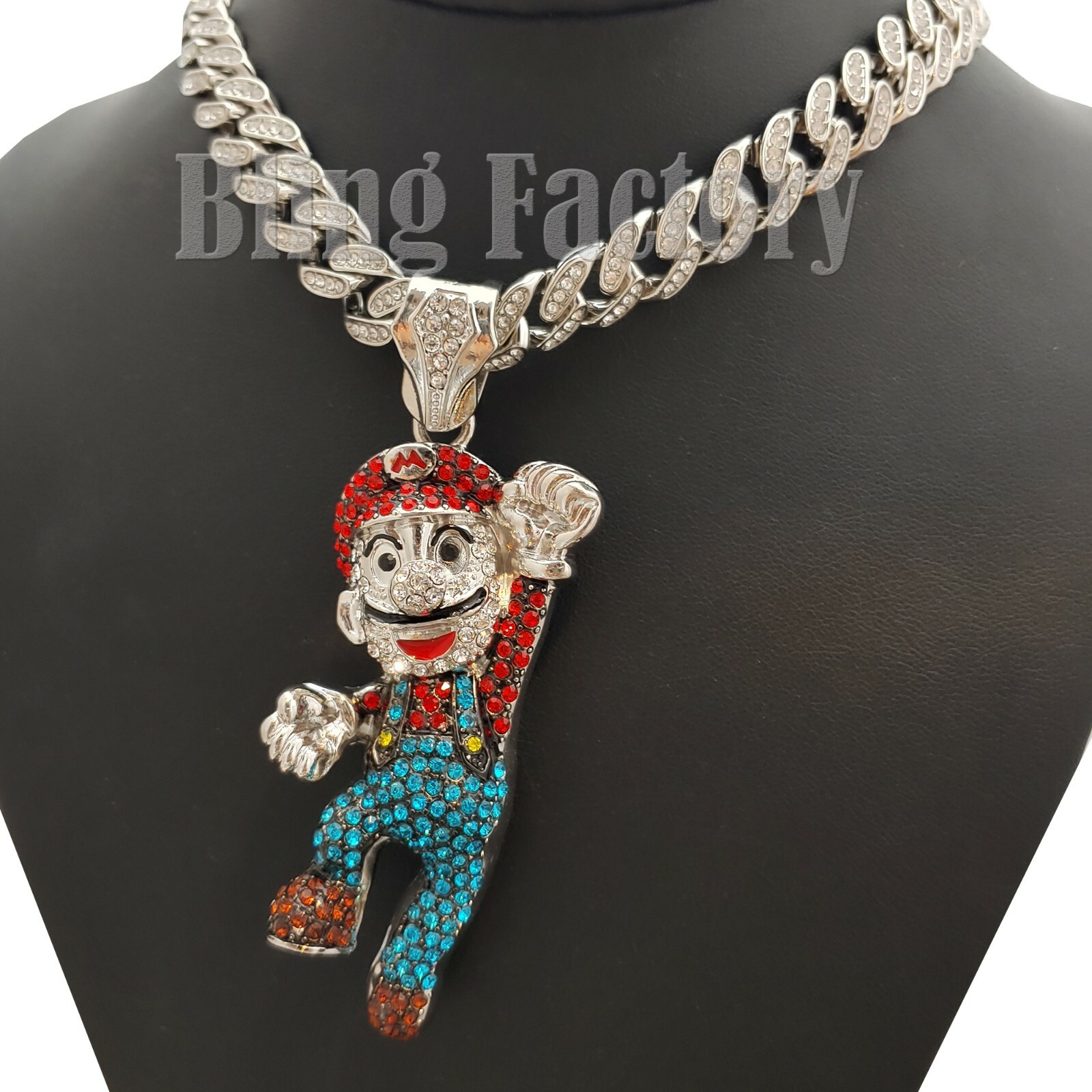 Super Mario Pendant & 18