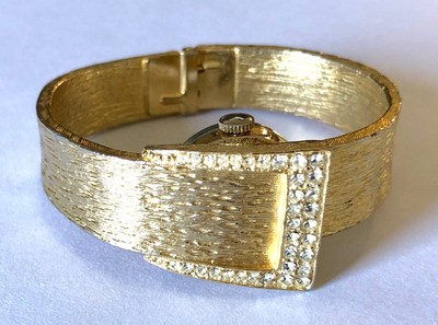 Vintage WEST 17 Jewel Wind Up Bracelet Watch Hidden Face Texture 