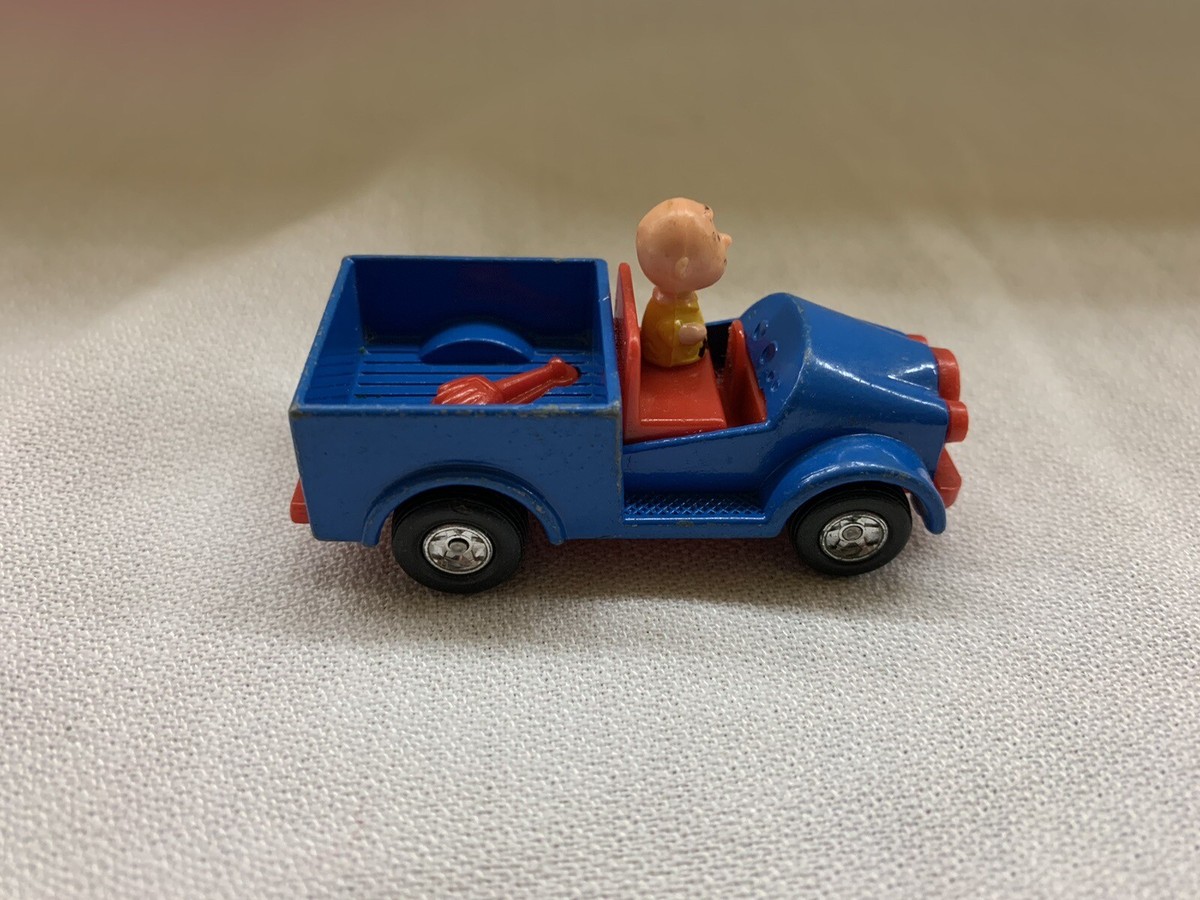 RARE Vintage PEANUTS CHARLIE BROWN TRUCK - UNITED FEATURE RARE Vintage PEANUTS CHARLIE BROWN TRUCK - UNITED FEATURE