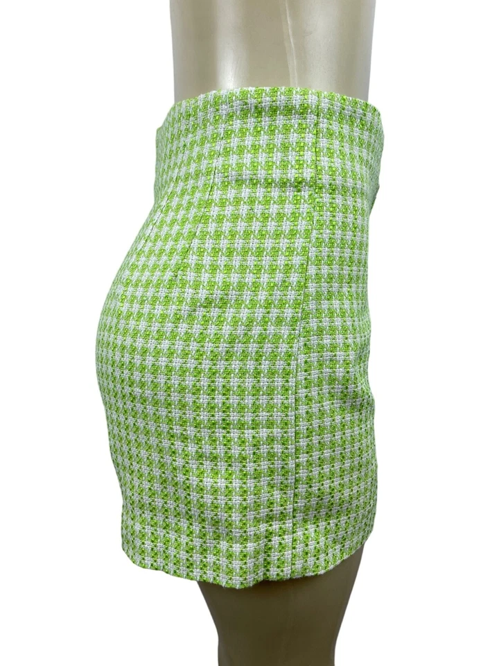 Pantalones cortos de tweed de cintura alta pata de gallo verde y blanco de Zara para mujer talla M Foto 3 de 4