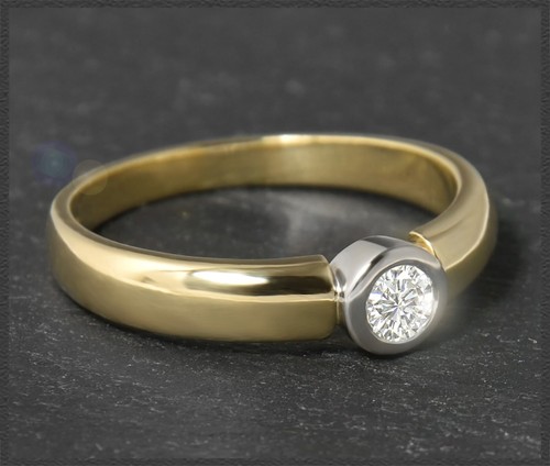 Diamant Solitär Ring, lupenreiner 0,28ct Brillant, 750 (18 Karat) bicolor Gold - Bild 2 von 7