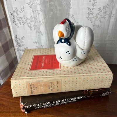 Vintage Hen Salt Pepper Shaker Set Egg Holder Caddy Ceramic Taiwan