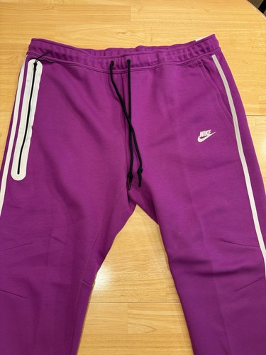Größe 2XLARGE - Nike Tech Fleece Jogginghose Reflective Bold Berry FZ0762 505 Neu mit Etikett 3M - Bild 2 von 5