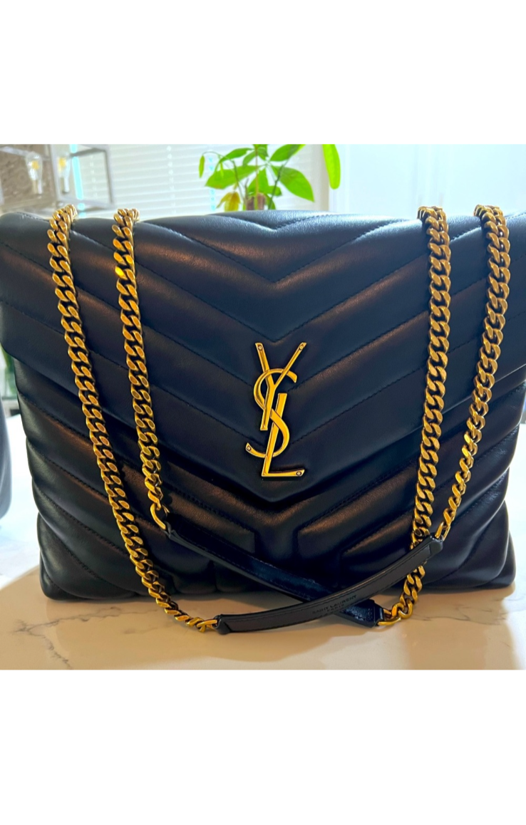 Saint Laurent Loulou tracolla media in pelle nera