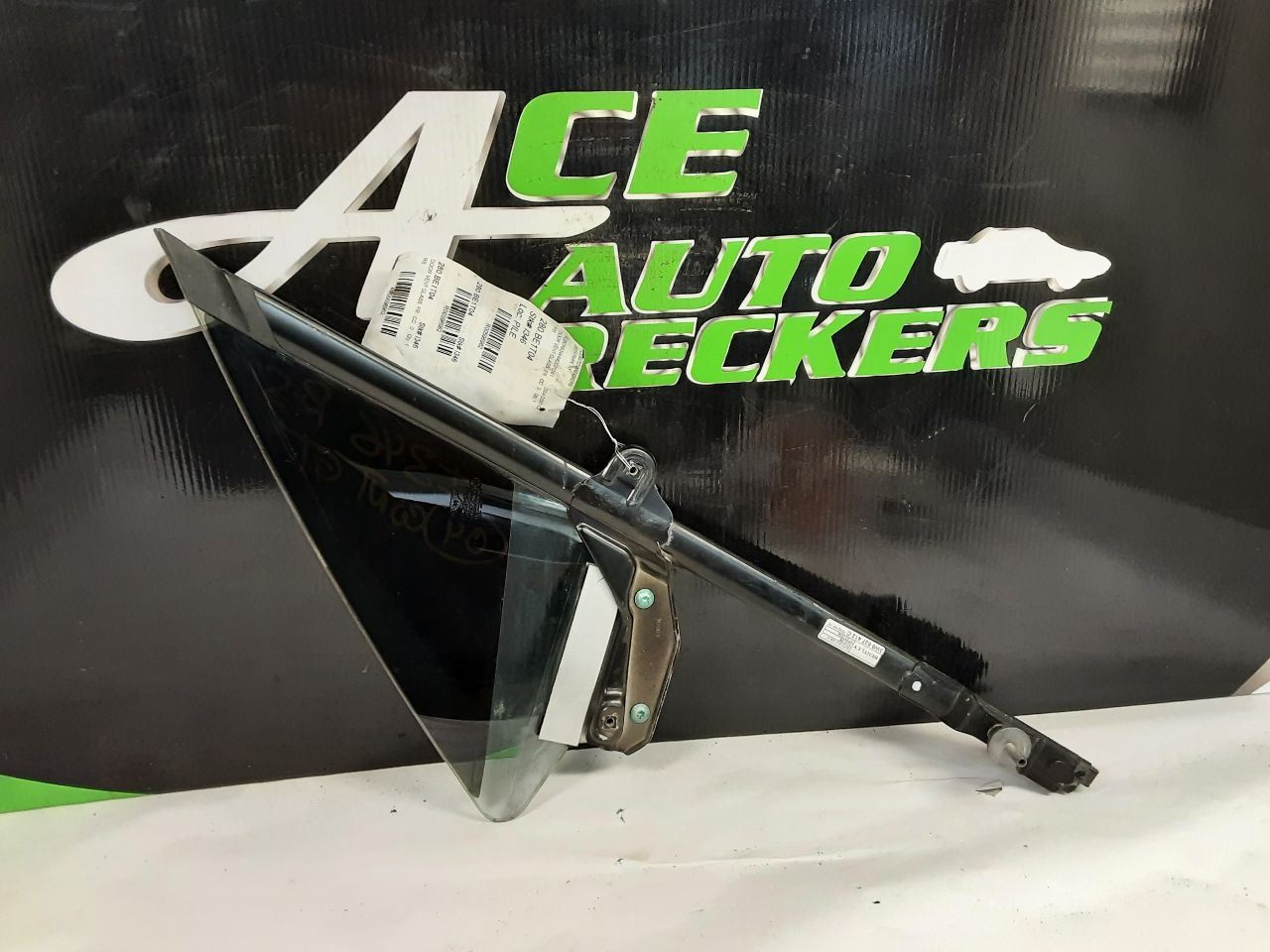 Bentley Continental GT 2004 Front Door glass P/N 596962