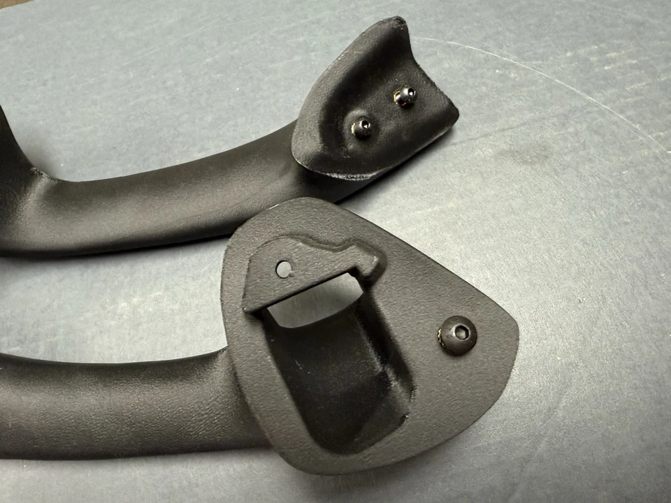 AFTERMARKET 96-02 BMW Z3 Interior Door Pull Handle PAIR LEFT AND RIGHT - Image 4 of 4